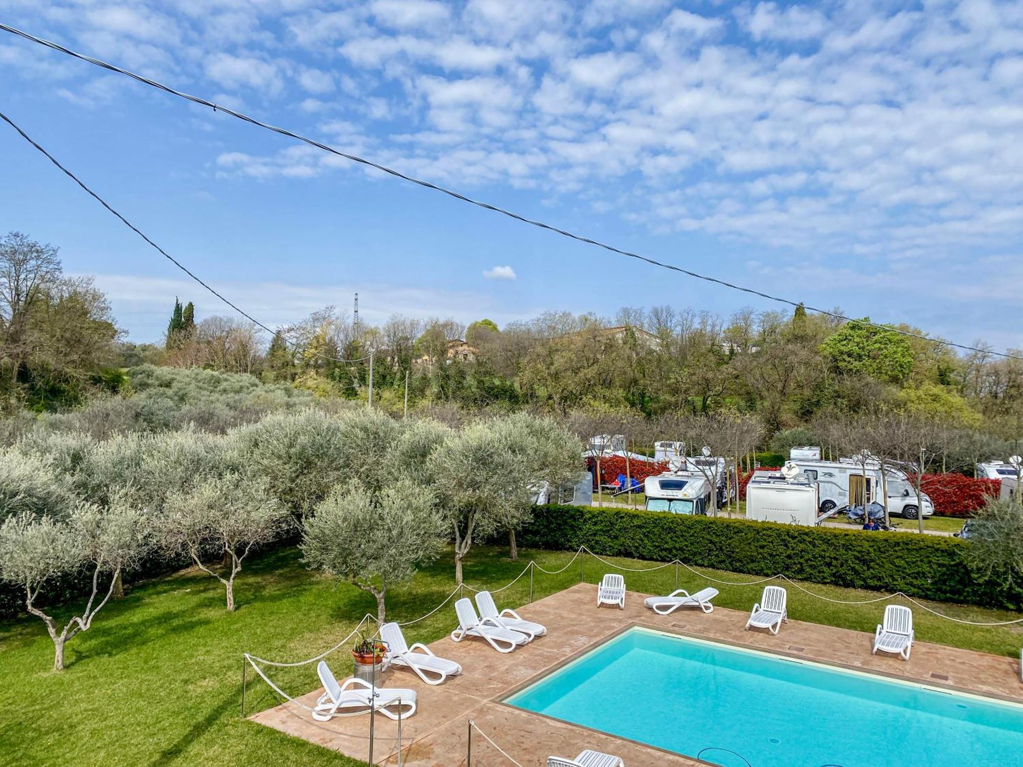 Seregner Agricamping & Homes - Adults Only 18 Monzambano Exterior foto