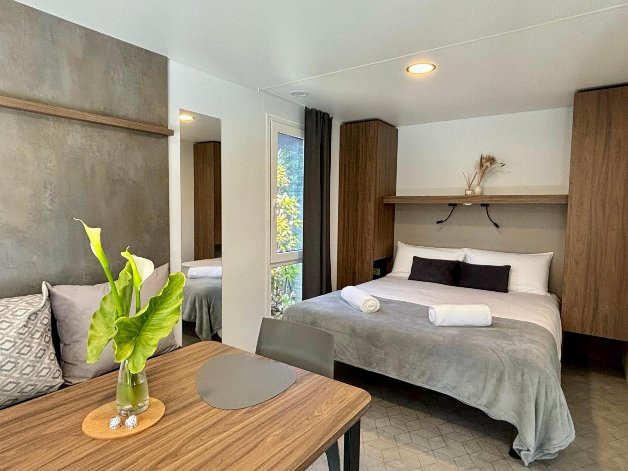 Seregner Agricamping & Homes - Adults Only 18 Monzambano Exterior foto